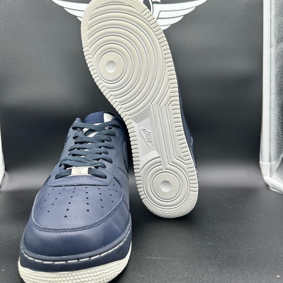 Nike Air Force One “Midnight Navy” men’s size 13 - Picture 4 of 6